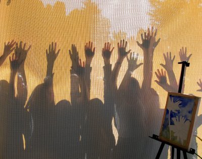 Balcony Girls hands to the sky