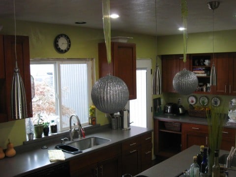 Green Kitchen Colors