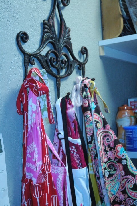 Hanging aprons