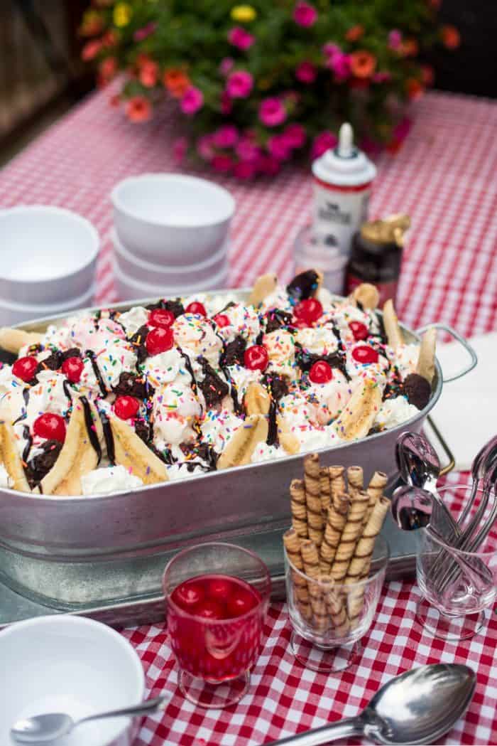 Party: How to Make a Summer Ice Cream Trough Dessert