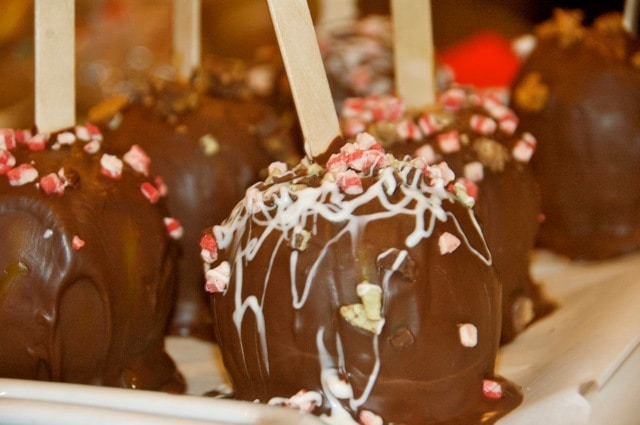 love is… caramel apples and balcony girls!