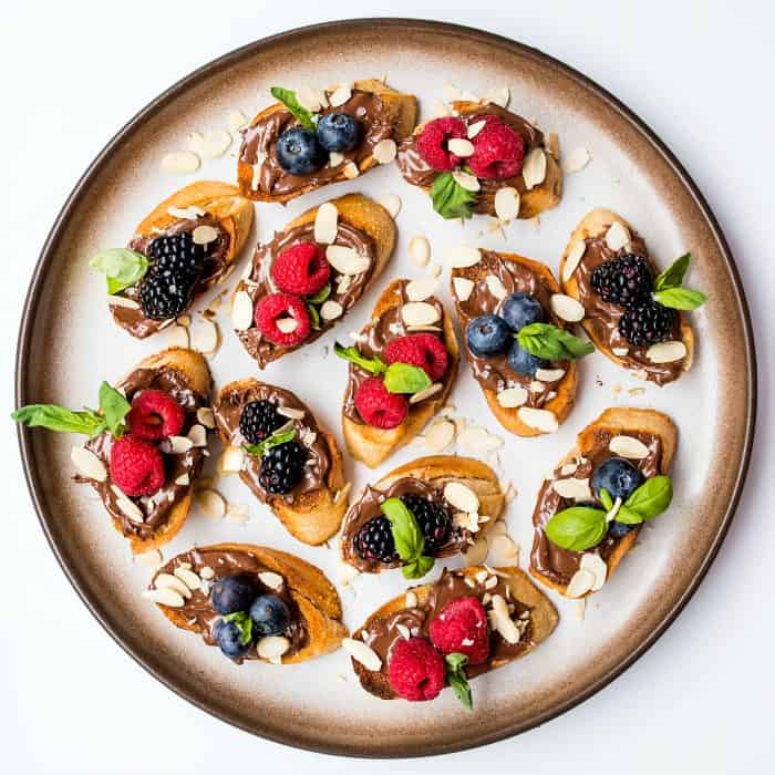 Easy Nutella Berry Bruschetta