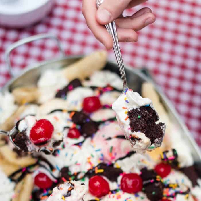 SO GOOD: How to Make a Summer Ice Cream Trough Dessert