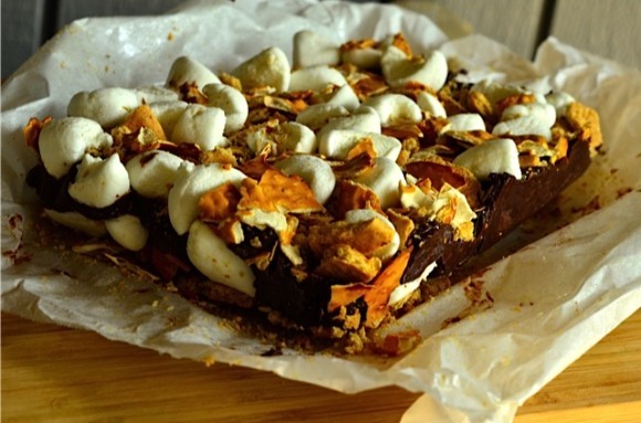 S'more Pretzel Bites