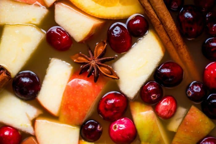 how to make The Pioneer Woman's Mulled Apple Cider Recipe