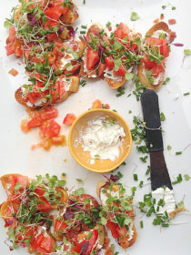 delicous Goat Cheese Bacon Crostini appetizer