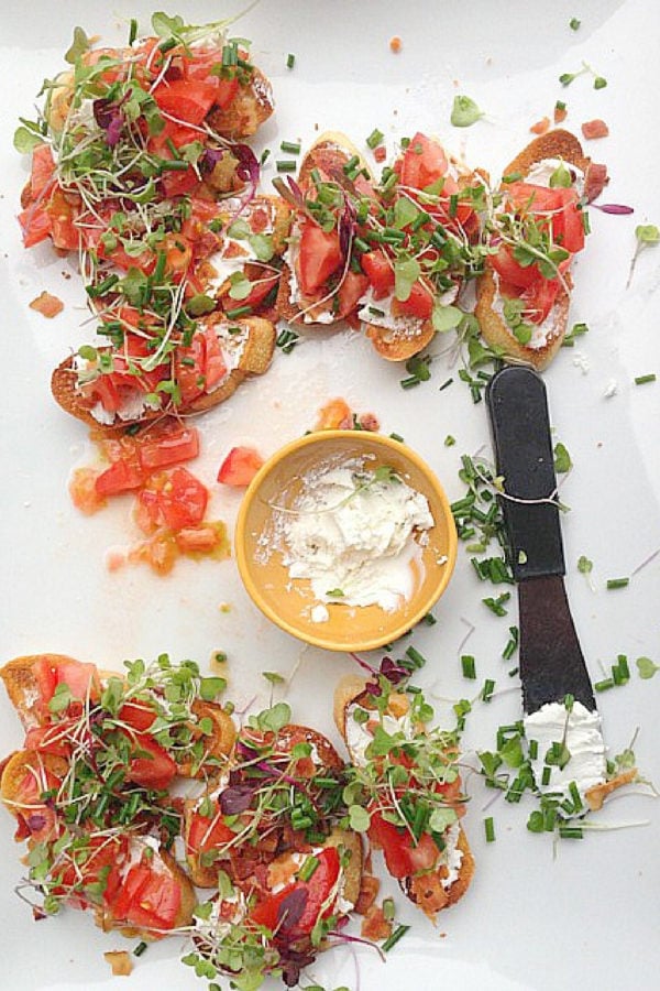 delicous Goat Cheese Bacon Crostini appetizer