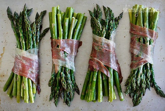 Roasted Prosciutto Wrapped Asparagus Bundles from SkinnyTaste