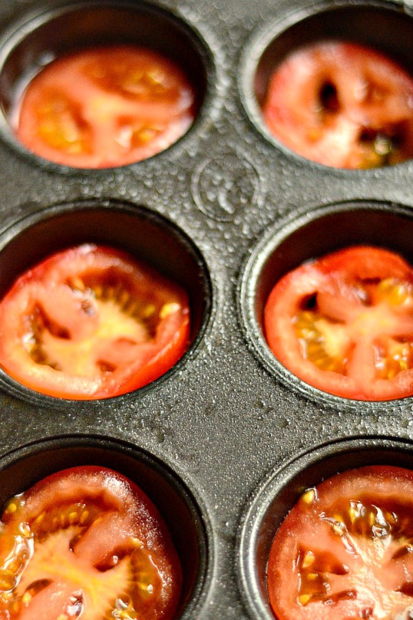 Baked Egg Tomato Bacon Cups