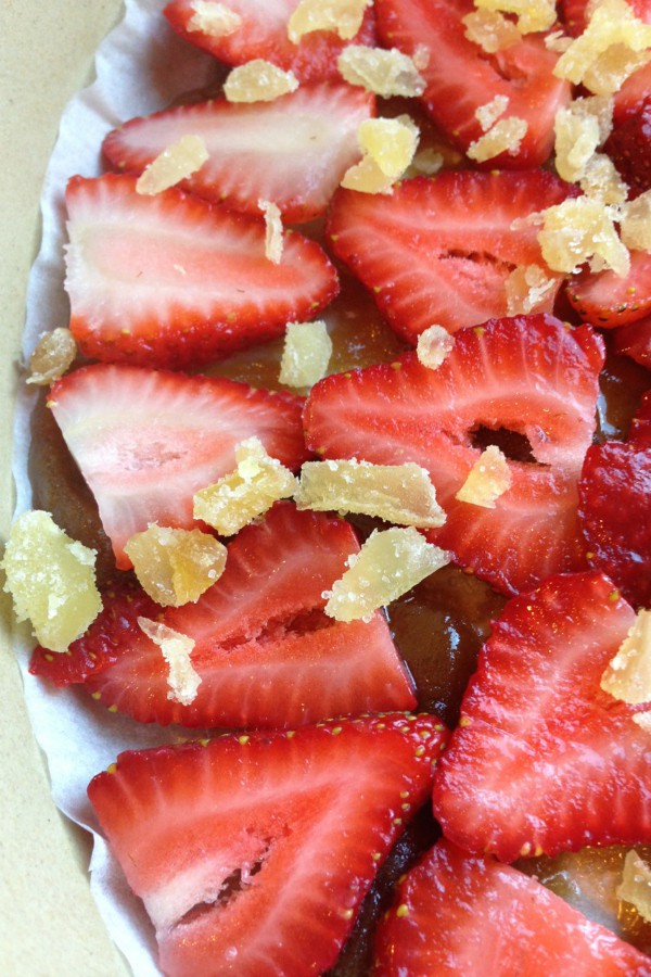 Strawberry Cake with Sweet Ginger Cream - ginger