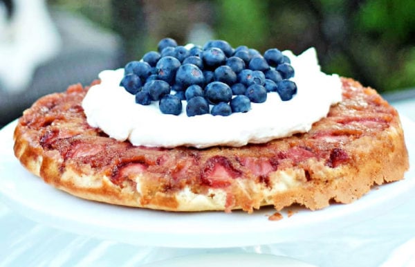 Strawberry Cake Recipe with Sweet Cream and blueberries