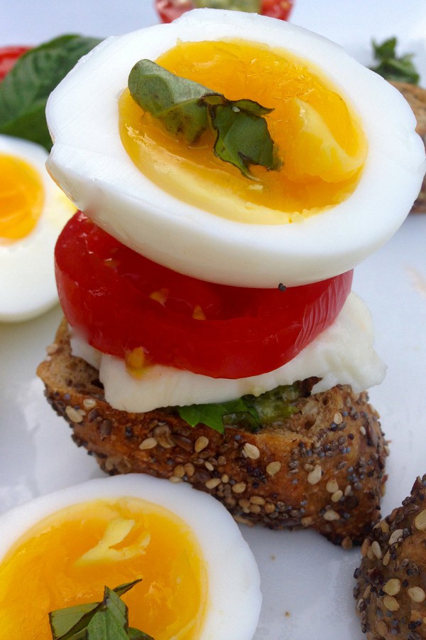 How to Make a Soft Boiled Egg 7-Minute Caprese Breakfast