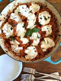 So easy for a QUICK dinner: One-Pot Vegetarian Pasta Bake at Reluctant Entertainer.com