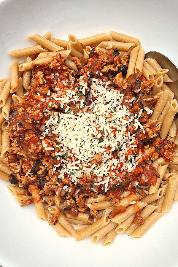 Bacon Mushroom Ragu Pasta | ReluctantEntertainer.com