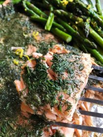 Grilled Lemon Dill Salmon