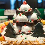 Winter Wonderland Edible Centerpiece #HostessHoliday #HostessHolidaySweeps