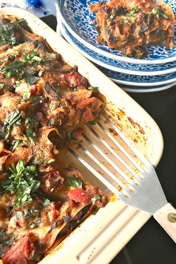 The Best Lasagna Recipe - Skinnytaste