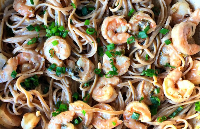 shrimp with sauce and green onions