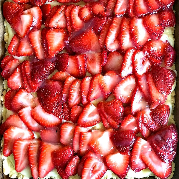 fresh Strawberry Cream Dessert