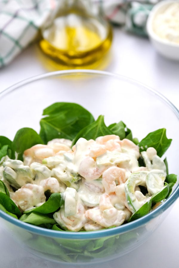 Green Salad with Shrimp and Avocado dressing