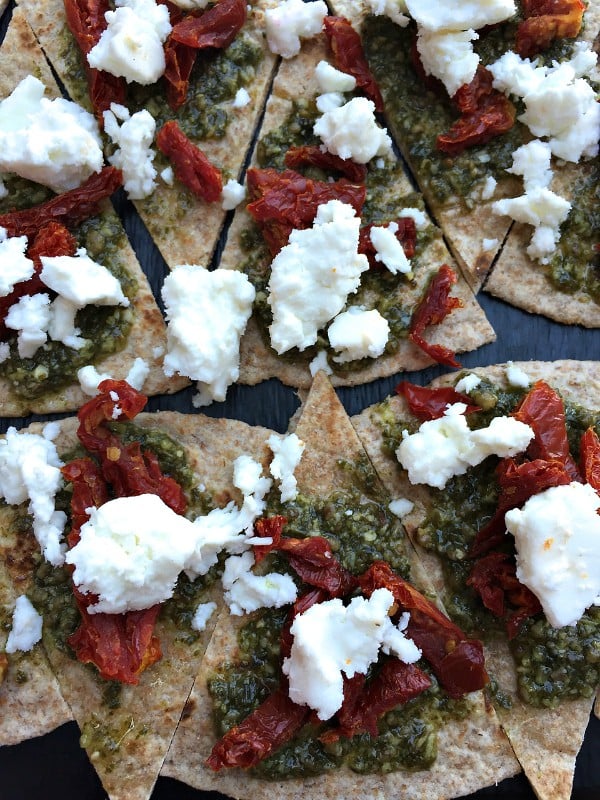 Tomato Feta Pesto Tortilla Bites | ReluctantEntertainer.com