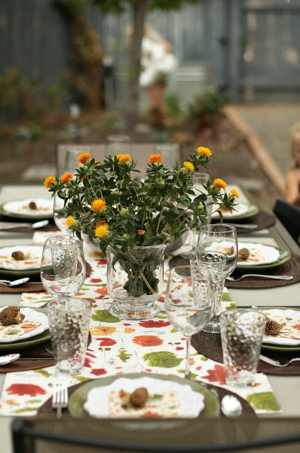 Setting the Table with Safflowers | ReluctantEntertainer.com