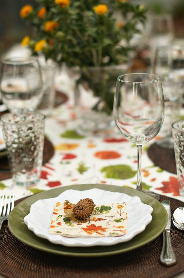 Setting the Table with Safflowers | ReluctantEntertainer.com