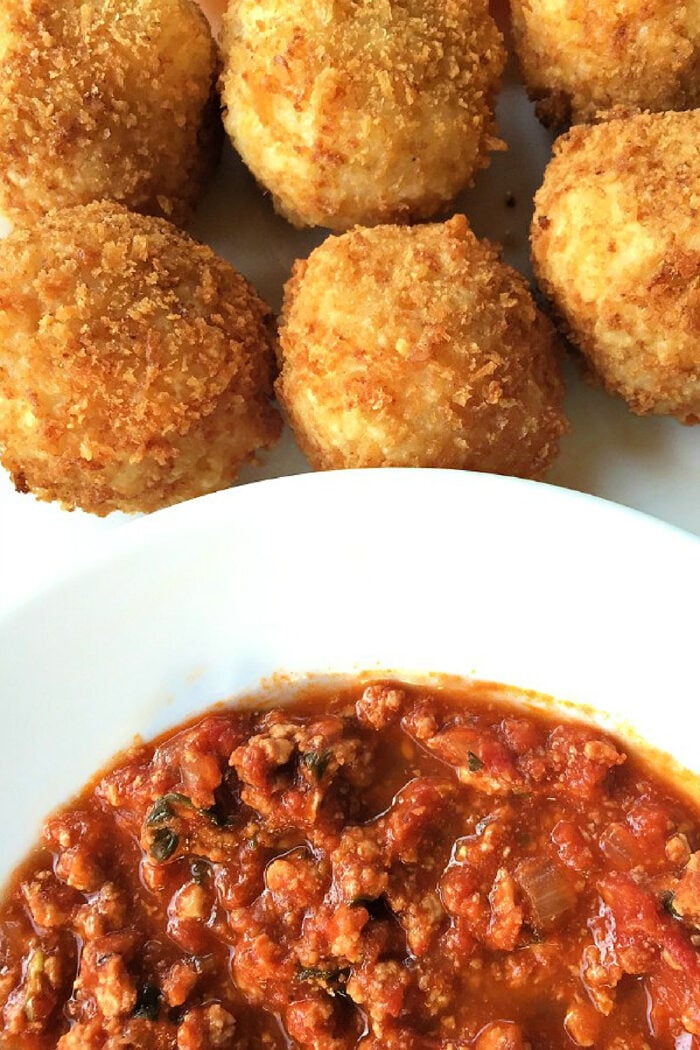 Arancini al Forno with ragu sauce