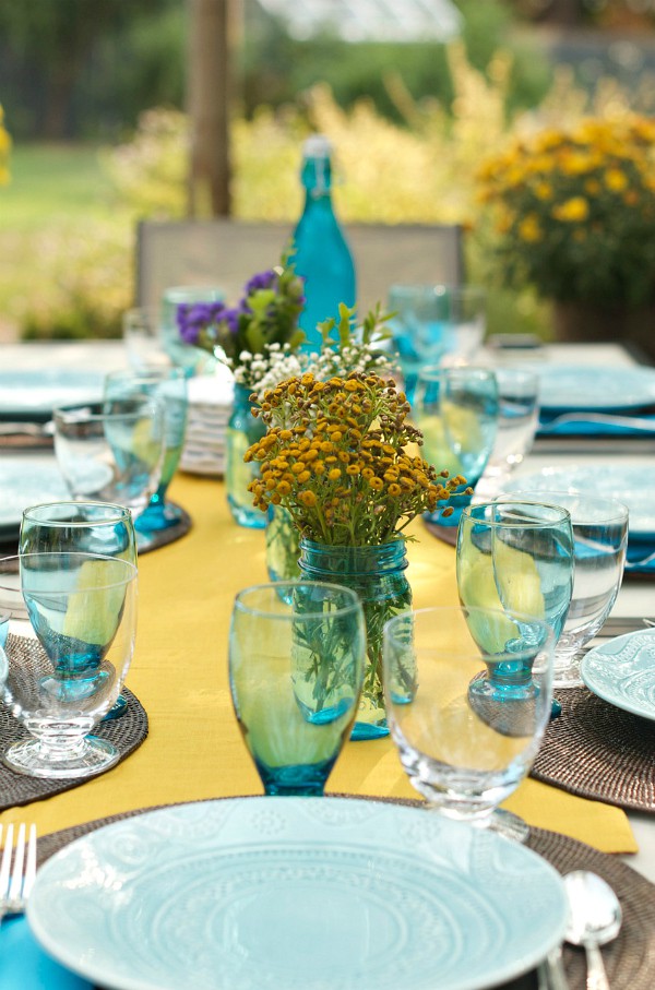 How to Set the Table with Grocery Store Flowers