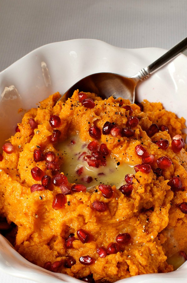 Easy Mashed Sweet Potatoes with My Holiday Dream: Less over More