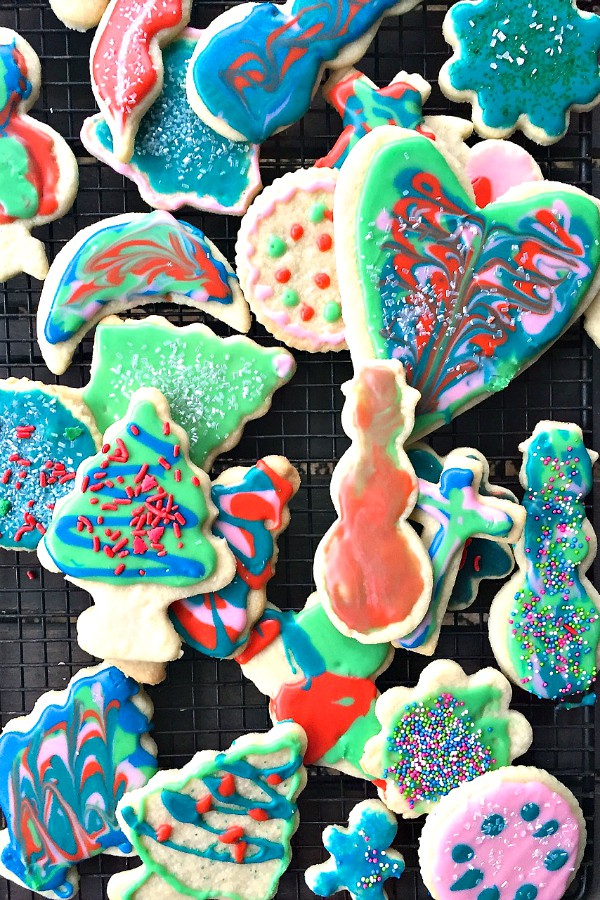 Christmas Frosted Sugar Cookies and a Snowy Sunday Morn - Reluctant