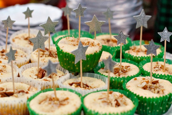 Sour Cream Pear Pecan Muffins