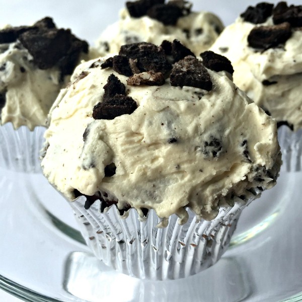 Oreo Cookies And Cream Cupcakes