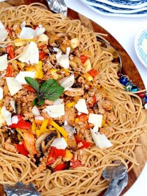 Turkey Mushroom Bolognese - a delicious meal, quick and easy to make for a last minute weeknight dish