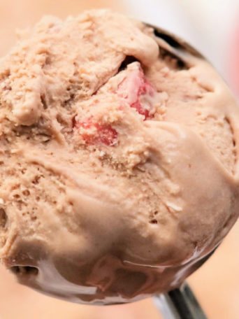 strawberry nutella ice cream frozen in loaf pan