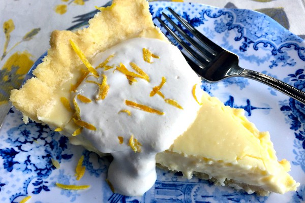 Sour Cream-Lemon Pie