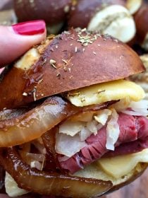 Hot Pastrami Sliders