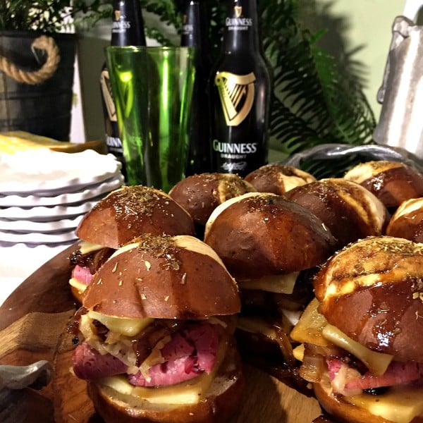 Hot Pastrami Sliders