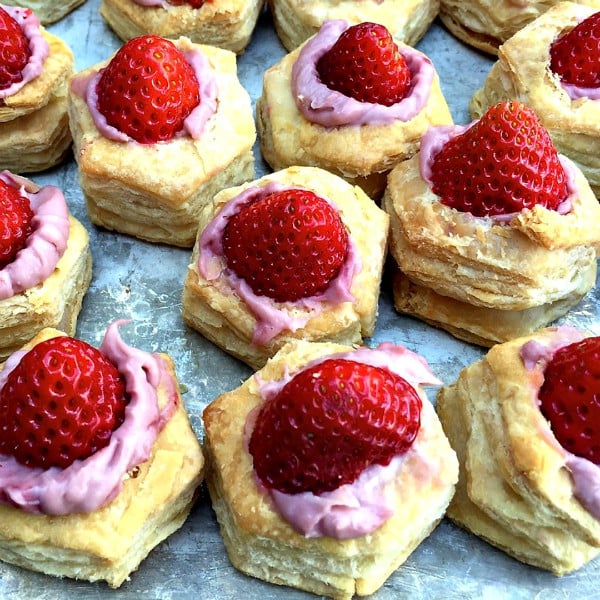 Strawberry Puff Pastry Bites