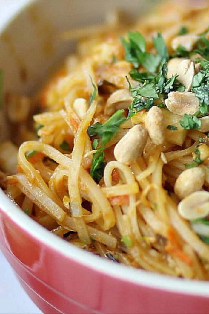 Spicy Easy Pad Thai Salad - Reluctant Entertainer