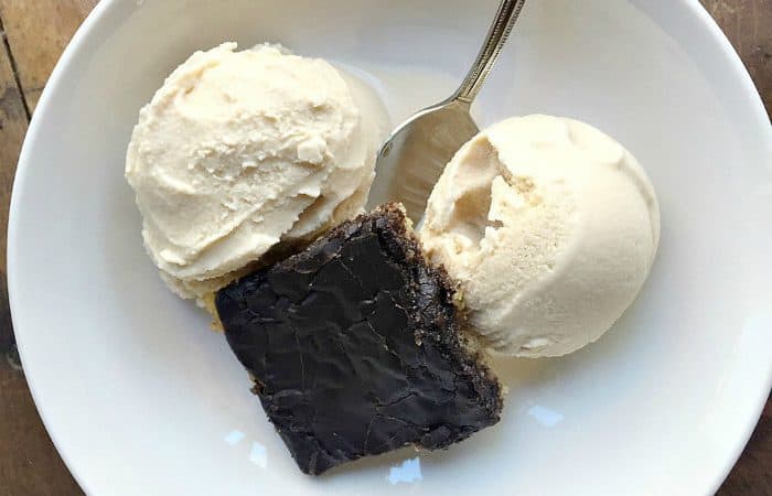 Homemade Vanilla Old Fashioned Ice Cream Recipe 