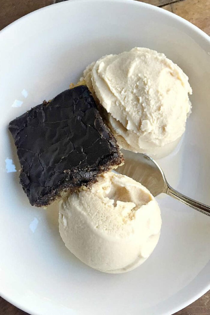 Homemade Vanilla Ice Creams