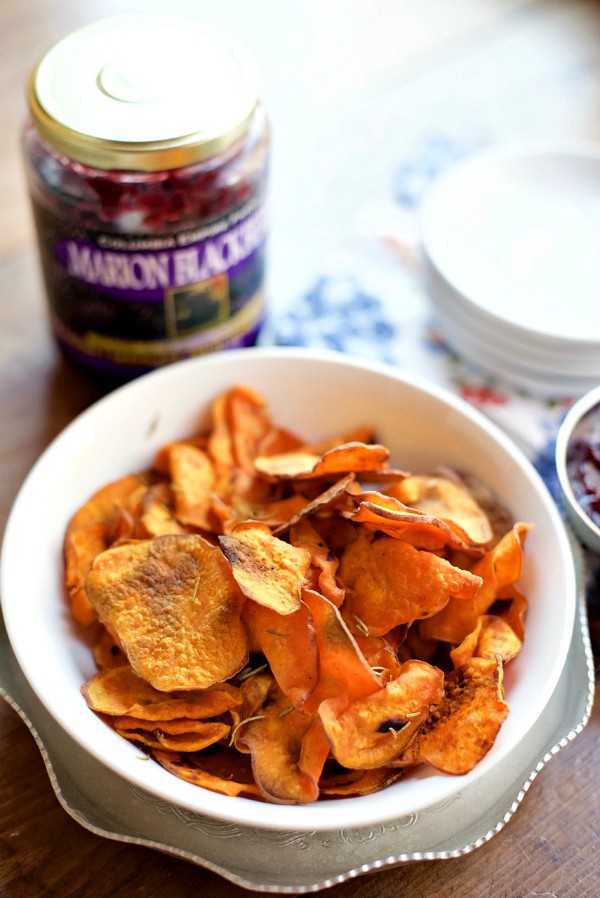 Rosemary Oven Baked Sweet Potato Chips at ReluctantEntertainer.com