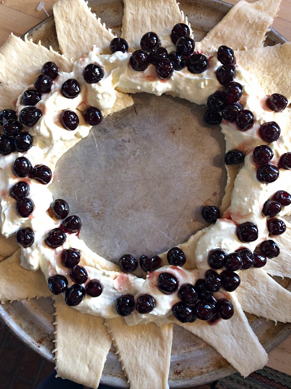 Black Cherry Almond Crescent Ring Dessert