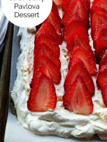 Easy Strawberry Pavlova Dessert