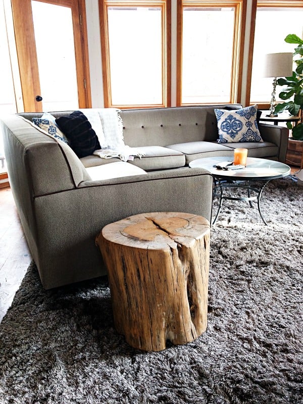 How to Make a Pottery Barn Reclaimed Wood Stump Table