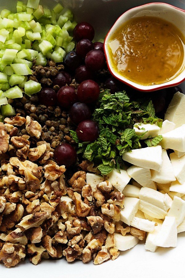 Lentil-Grape Mint Walnut Salad ingredients