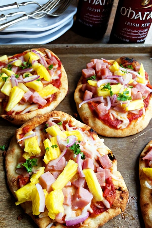 Pineapple Ham Flatbread Pizza Recipe - Reluctant Entertainer