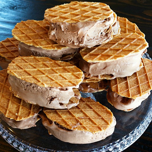 Chocolate Peanut Butter Ice Cream Sandwiches
