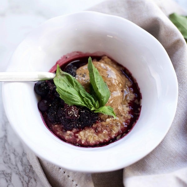 Almond Butter Berry Steel-Cut Oats